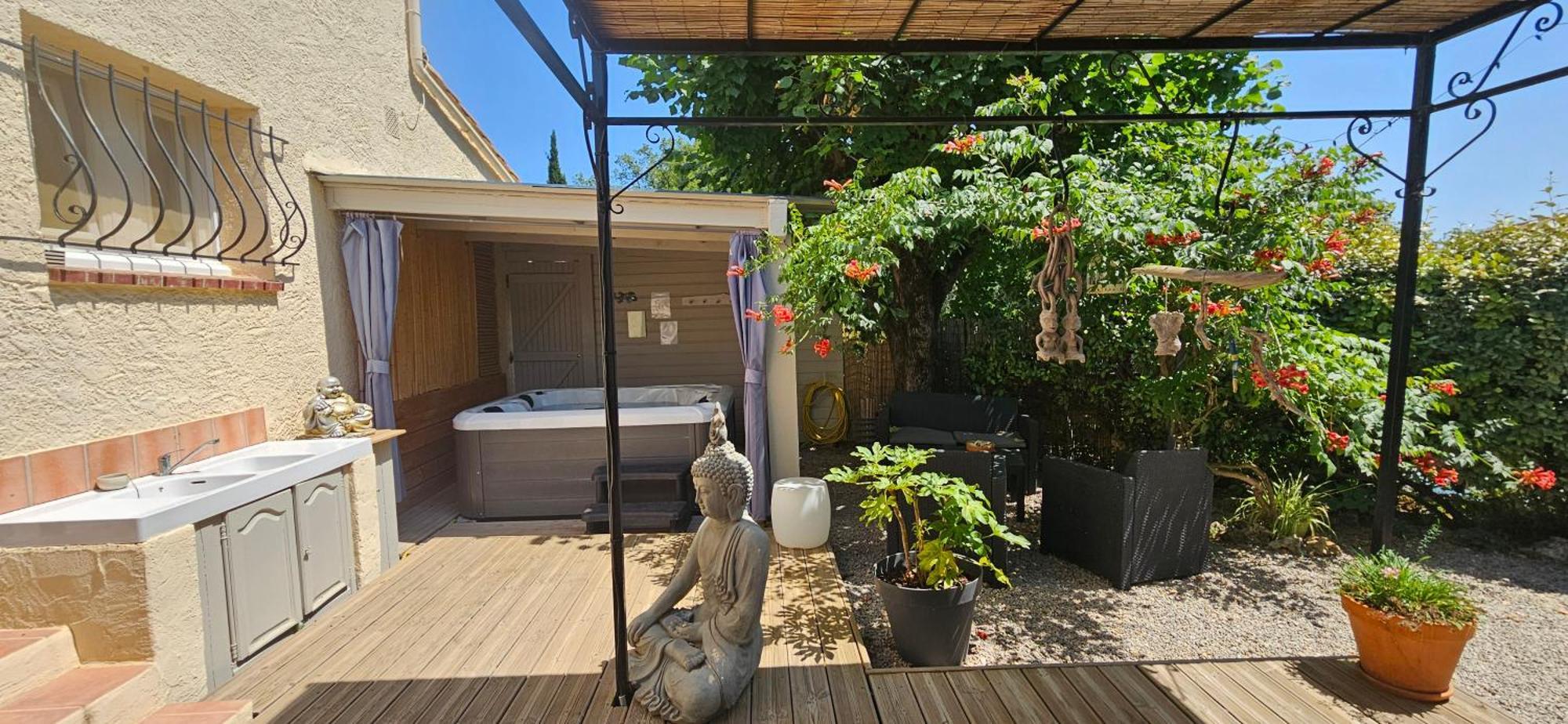Gite Lapaz/Jacuzzi Prive/Piscine Draguignan Exterior foto